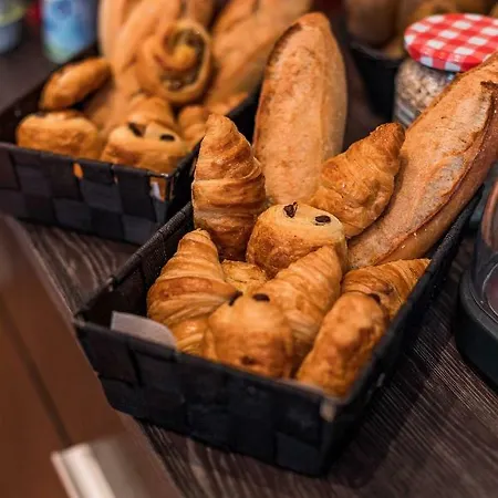 מלון Belle Vue רויאן