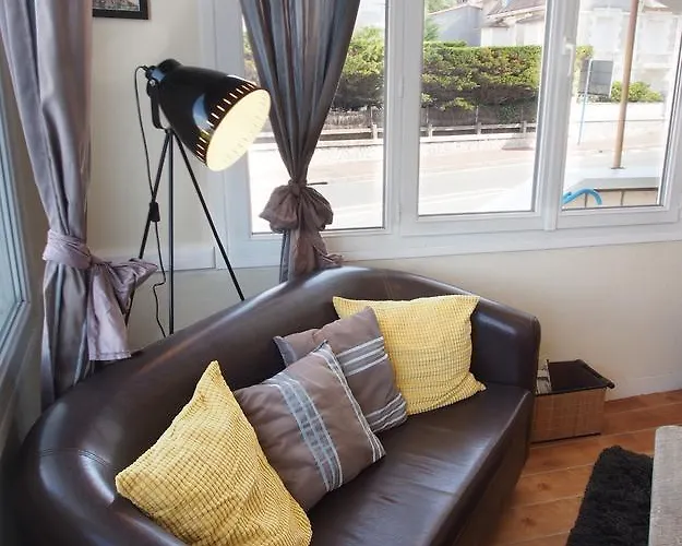 美人鲁瓦扬酒店 酒店