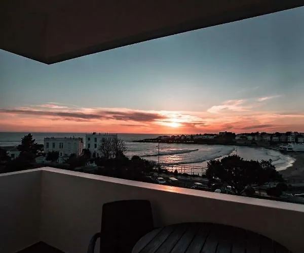 美人鲁瓦扬酒店 3* 鲁瓦扬